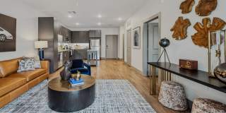 BroadVue Apartments Gallery 12