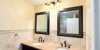 271 Seaside Avenue unit: A Gallery 19