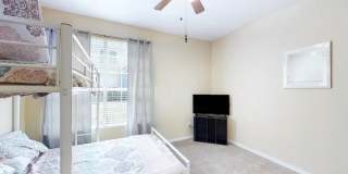 13703 RICHMOND PARK Drive N Gallery 3