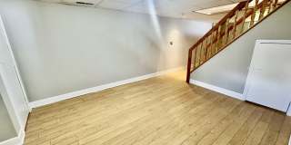439 Quinn Street Gallery 14