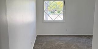1424 Riverside Drive Gallery 30