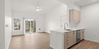 Modera Lacey Gallery 25