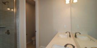Room in 3 Bedroom Home at Endeavor Ln Gallery 24