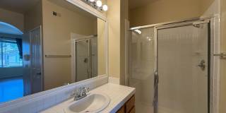 Comfortable 2BD/2BA Townhome in Carmel Mountain Ranch with Community Pool, Attached Garage & In-Unit Laundry Gallery 9