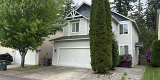 Stunning 3-Bedroom Home in Puyallup's Silver Pointe For Rent! Gallery 1