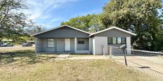 Price Drop! Viewable Now! Pets Accepted! Gallery 1