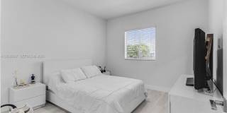 15817 SW 138th Ter Gallery 26