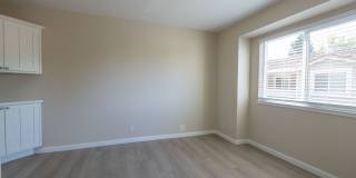 Excellent Santa Clara Location! Open Floor Plan! Granite Counters! Gallery 16