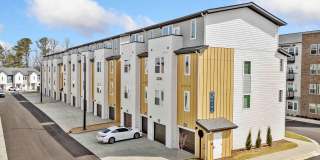 The Refinery at Sugar Hill Apartments and Townhomes. Gallery 27