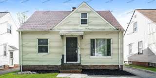 13300 Rockside Road Gallery 1