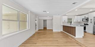 1218 CRESCENT Street Gallery 12