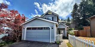 1059 Northwest Gladiola Court Gallery 1