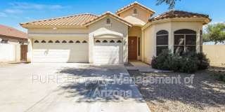 8752 W Frier Dr Gallery 1