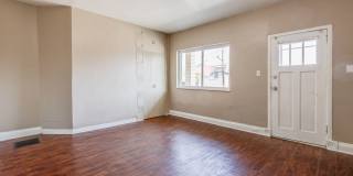 Available JULY 2026 - Spacious 3 Bedroom, 1.5 Bath w/ City Views! Gallery 9