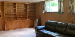 5 Bedroom 3 Bath House with 2 Car Garage Gallery 30