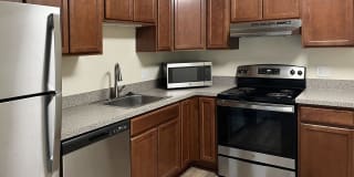 Oaks at Hampton Apartments Gallery 46