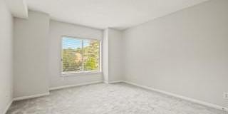 5800 NICHOLSON Lane Gallery 14