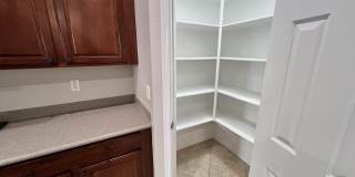 4642 S CARMINE Gallery 11