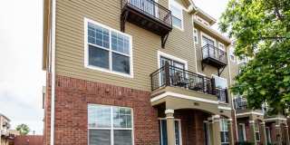 Downtown 3 Bedroom Townhome with 2 Car Garage Gallery 1