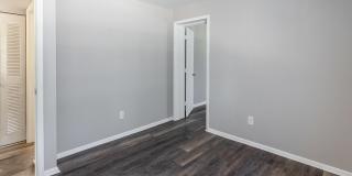 Pickwick Farms Apartments Gallery 17