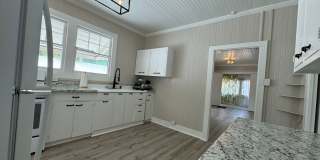 Charming detached single family Kaimuki 3 bdrm, 1 bath home on level lot Gallery 36