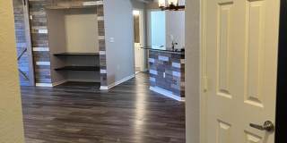 8539 GATE Parkway W Gallery 3
