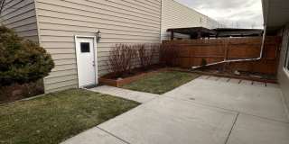 2 BEDROOM 2 BATHROOM TOWNHOUSE WITH LOFT Gallery 12
