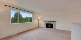 3bd/2ba Bothell Home Gallery 3