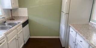 Upper unit condo in Winston-Salem Gallery 5