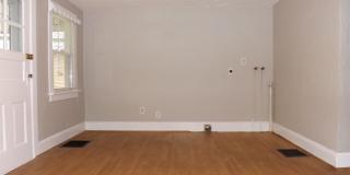 21 E. Lancaster St. Gallery 10