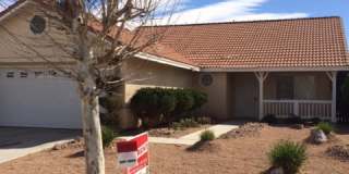 3 BEDROOM, 2 BATH VICTORVILLE HOME. COMMUTER FRIENDLY! NEAR AMARGOSA AND MOJAVE Gallery 1