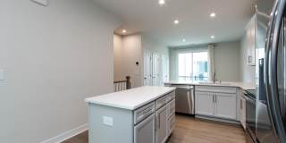 413 Spearfield Lane - 1 Gallery 24