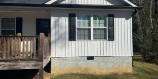 Beautiful 2 bed 1 bath Duplex Gallery 1