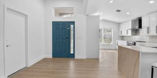 1095 Anchor Point Gallery 3