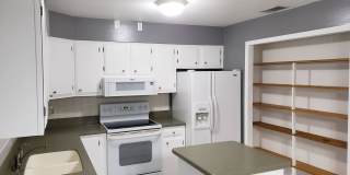 3 bed, 2 bath 1 car garage Gallery 10