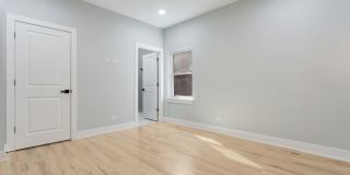 6404 South Vernon Avenue Gallery 14