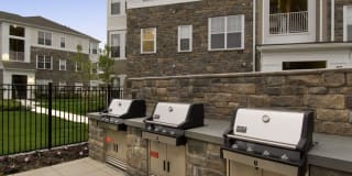 Avalon Westbury Gallery 37