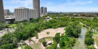 1010 Waugh Apartments Gallery 46