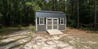 Country Living with Modern Comforts- 3 Bedroom, 2 Bathroom Gallery 14