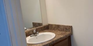 3 Bedroom 2.5 Bath Townhouse Gallery 1