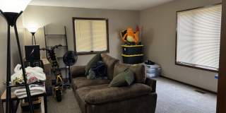 426 Commodore Dr Gallery 6