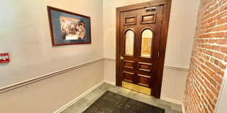 Dupont Prime Location Tree-Lined Corcoran St & 17th 1 bed 1 bath Condo UTILITIES INCLUDED. Gallery 22