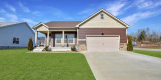 Pet Friendly Three Bedroom! Gallery 1