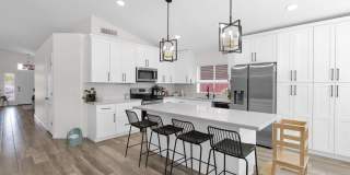 665 W MINTON Drive Gallery 1