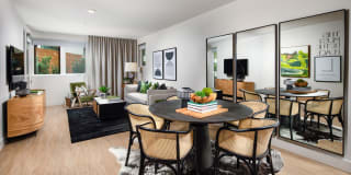 Llewellyn Gallery 13