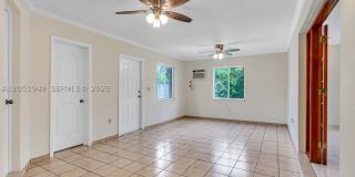 1430 SW 102nd Ct Gallery 19