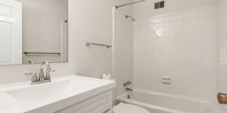 3 Bed 3 Bath - Potomac Falls Rambler - 2 Car Garage Gallery 21
