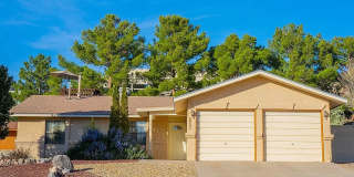 Airy 3 Bedroom, 2 Bathroom In The NE! Airy 3 Bedroom, 2 Bathroom In The NE! Gallery 1