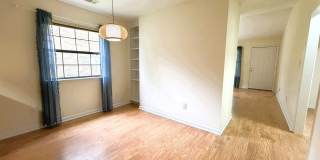 COZY 2/2 SE Townhome with Plank Floors, W/D, Stainless Steel Appliances, Carport, & W/D! Avail NOW for $1495 Gallery 14