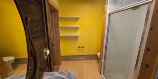 For Rent: 2 Bed/1 Bath Home Downtown Gallery 9